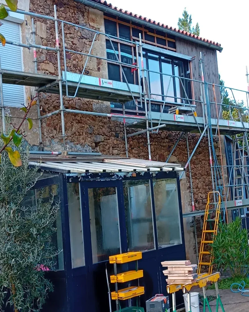 bardage Sylvain Fort, menuisier agenceur à Mervent