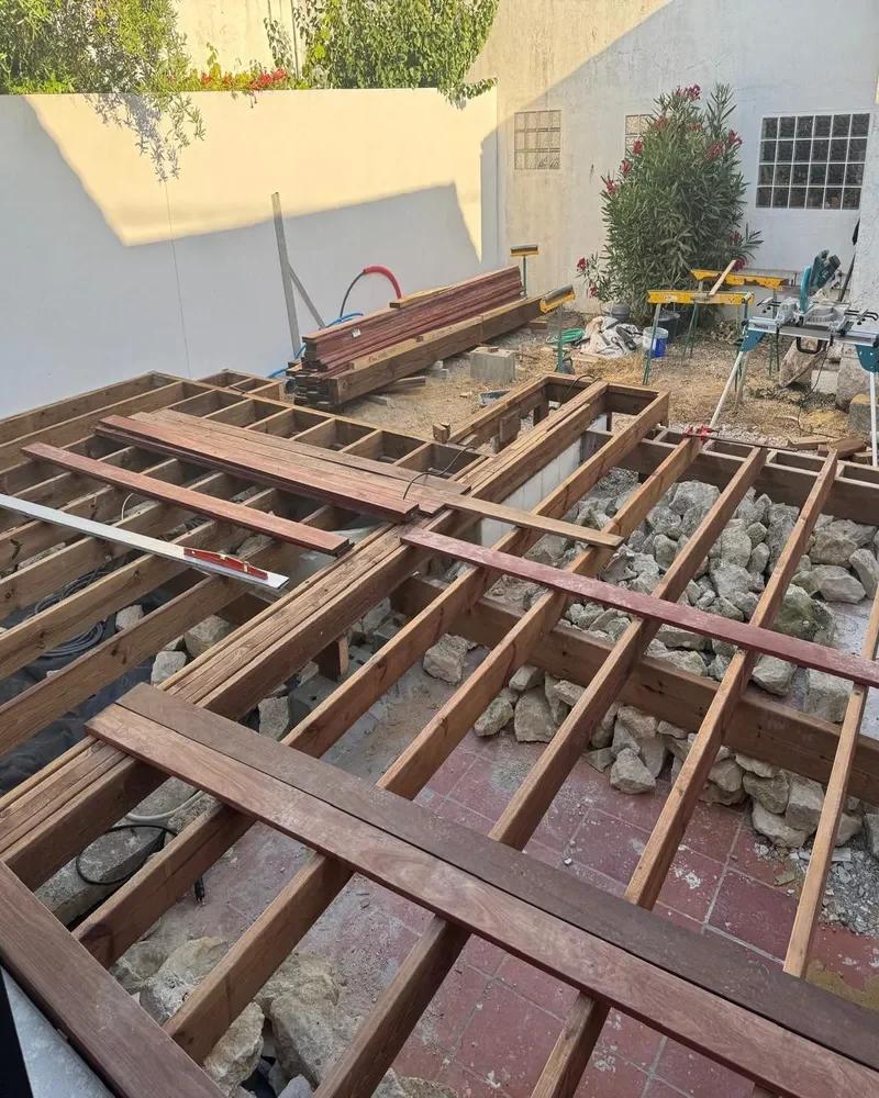 menuiserie exterieure Sylvain Fort, menuisier agenceur à Mervent