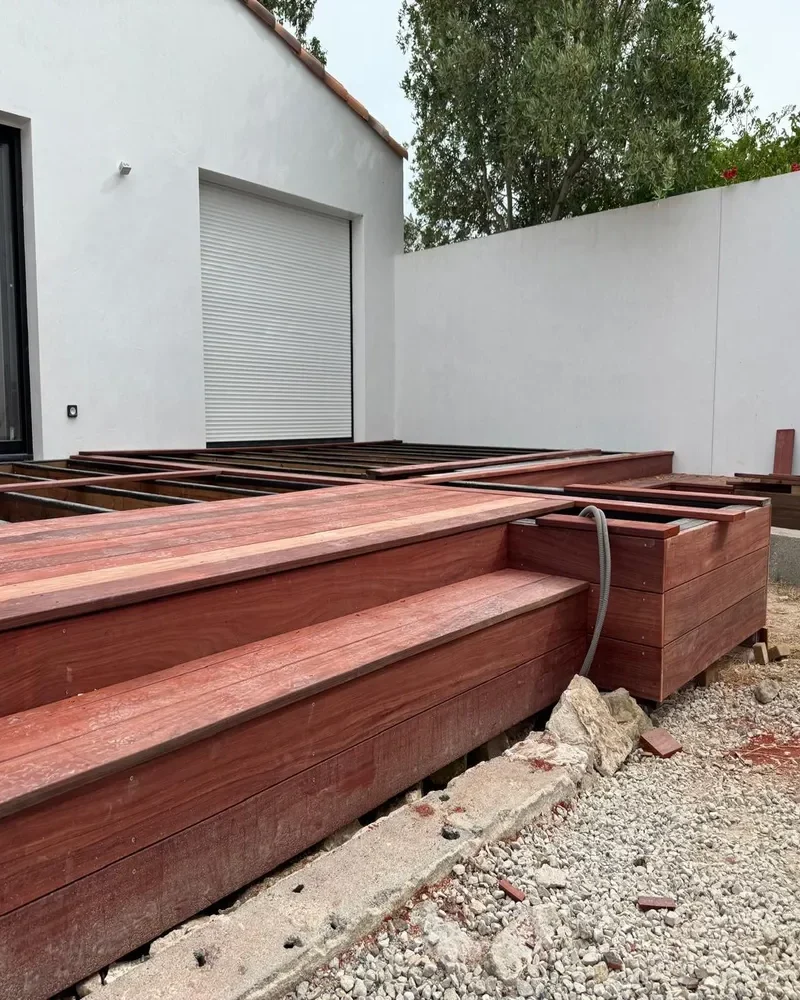 menuiserie exterieure Sylvain Fort, menuisier agenceur à Mervent