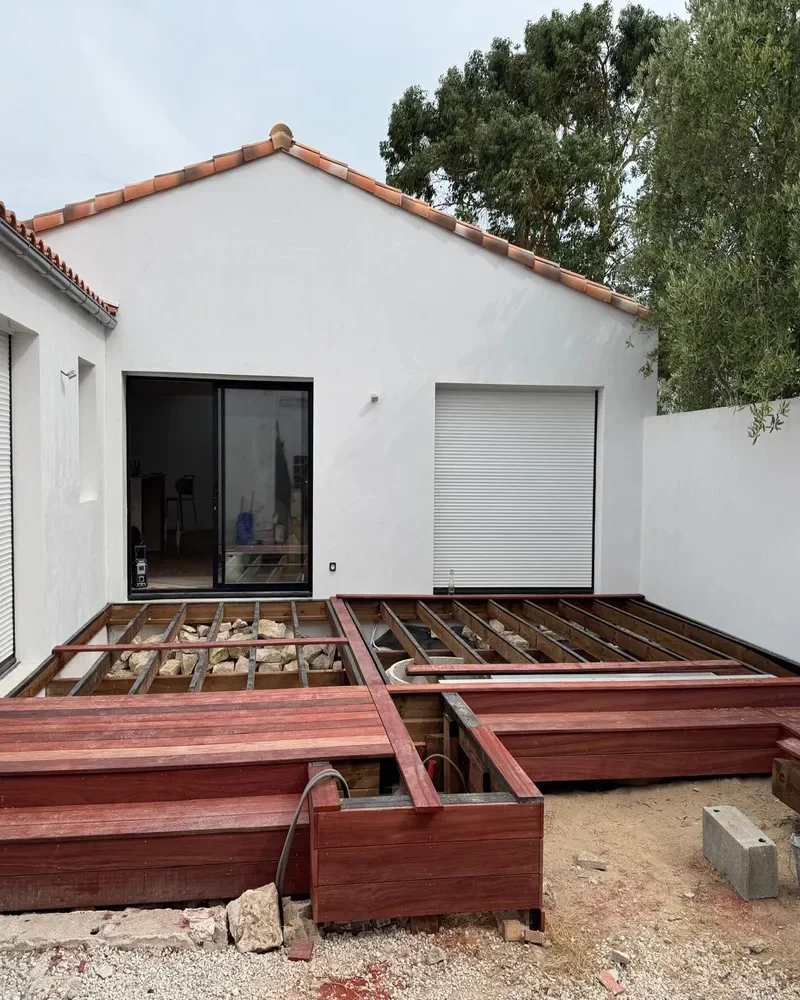 menuiserie exterieure Sylvain Fort, menuisier agenceur à Mervent