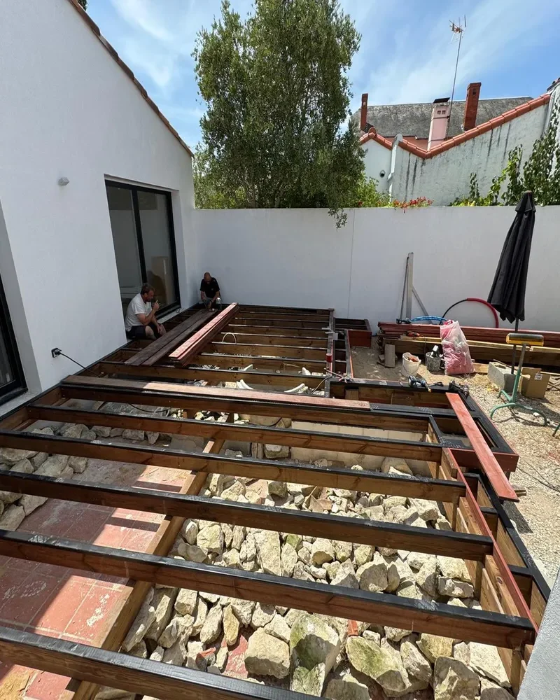 menuiserie exterieure Sylvain Fort, menuisier agenceur à Mervent